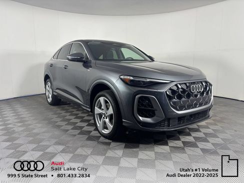 Used 2025 Audi Q5 Premium Plus w/ Premium Plus AWD/4WD image 1
