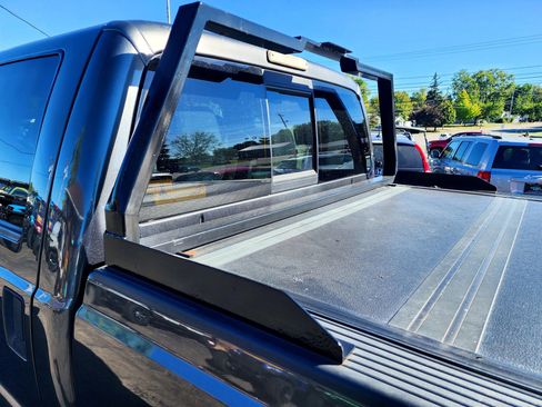 Used 2016 Ford F250 XLT w/ XLT Value Package image 38