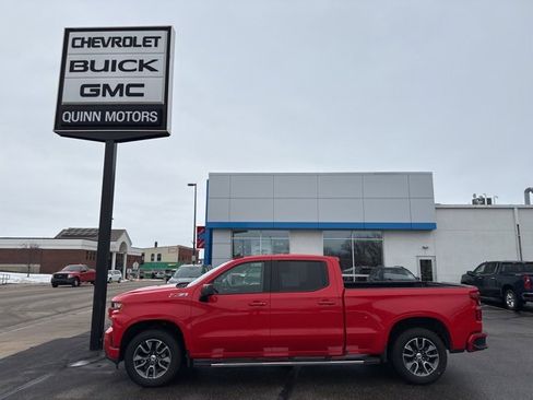 Used 2021 Chevrolet Silverado 1500 RST w/ Z71 Off-Road Package image 2