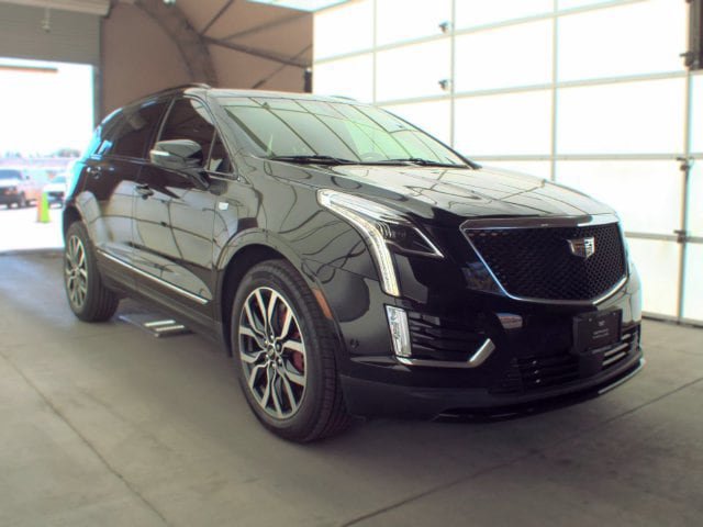 Used 2022 Cadillac XT5 Sportv w/ Platinum Package AWD/4WD image 2