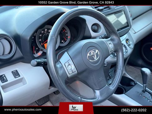 Used 2008 Toyota RAV4 Limited image 26