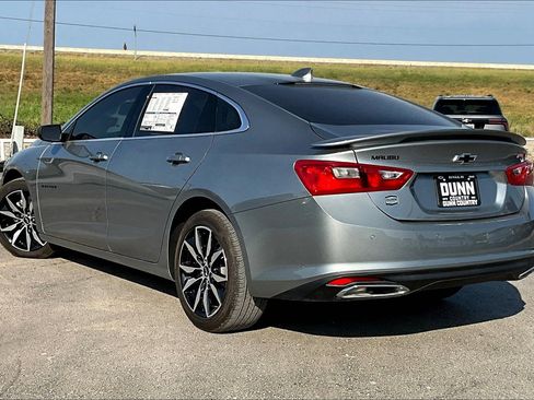 New 2025 Chevrolet Malibu RS image 3