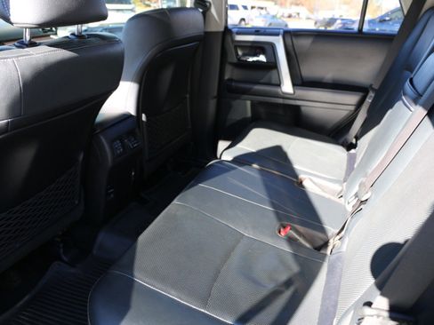 Used 2017 Toyota 4Runner Limited image 32