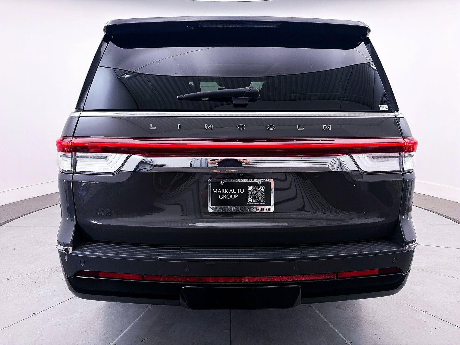 Used 2022 Lincoln Navigator Black Label AWD/4WD image 17