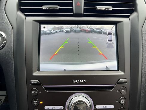 Used 2019 Ford Fusion Titanium image 15