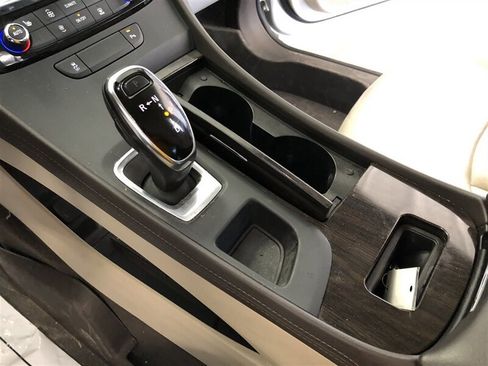 Used 2017 Buick LaCrosse Essence image 12