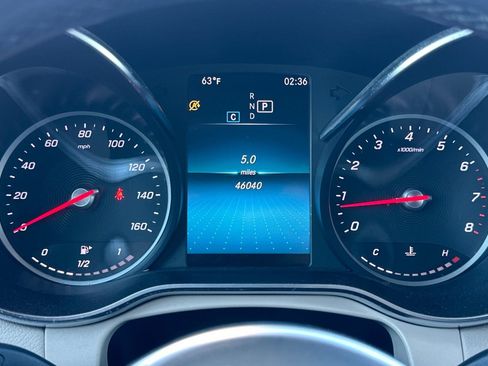 Used 2020 Mercedes-Benz GLC 300 GLC 300 image 24