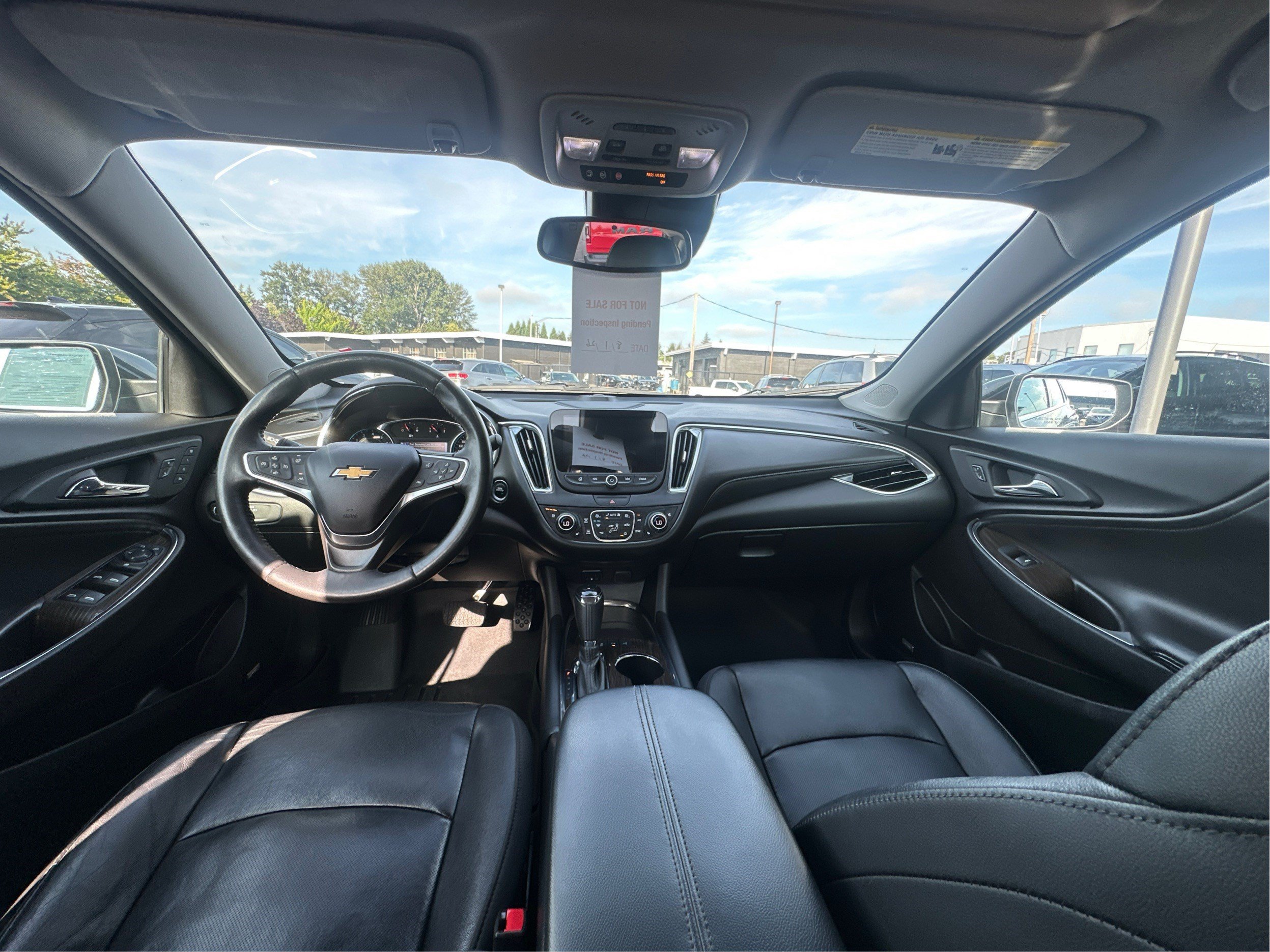 Used 2017 Chevrolet Malibu Premier w/ Premier Sun and Wheel Package FWD image 30