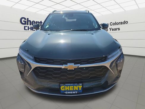 New 2026 Chevrolet Trax LT w/ LT Convenience Package FWD image 8