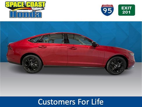 New 2025 Honda Accord SE image 2