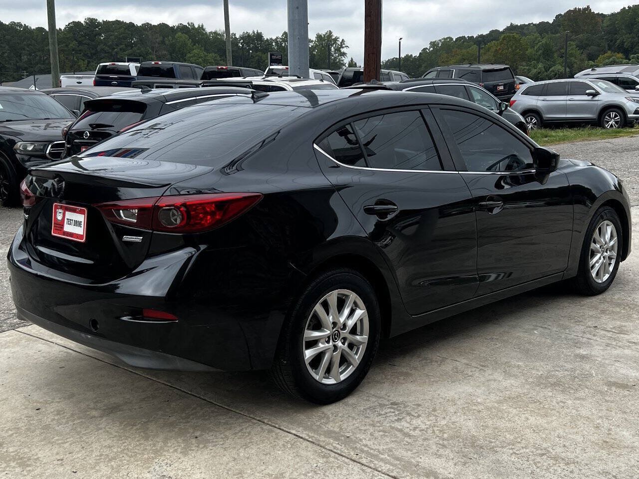 Used 2015 MAZDA MAZDA3 i Grand Touring FWD image 6