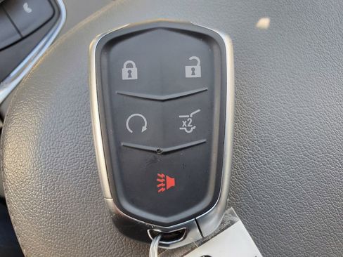 Used 2023 Cadillac XT6 Premium Luxury image 49