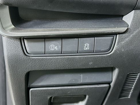 Used 2024 MAZDA MAZDA3 s image 17