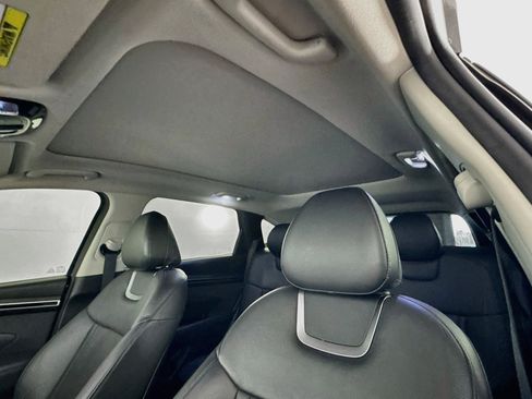 Used 2023 Hyundai Tucson Limited w/ Cargo Package FWD image 16
