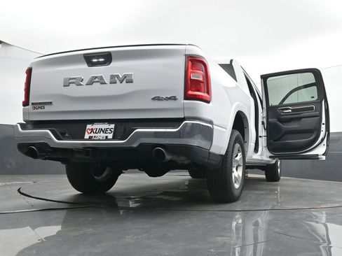 Used 2025 RAM 1500 Big Horn AWD/4WD image 77