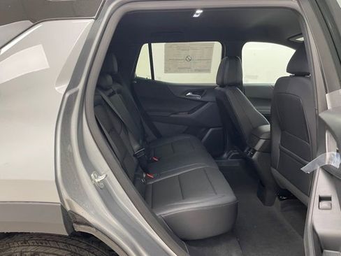 New 2026 Chevrolet Equinox LT AWD/4WD image 13