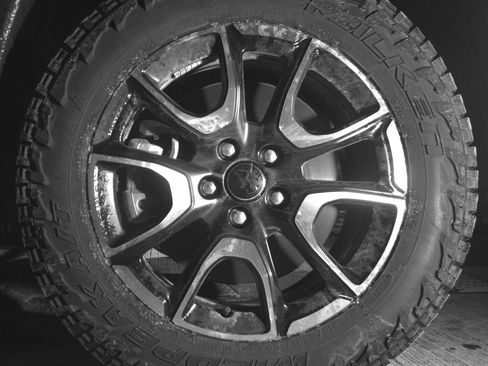 Used 2025 Jeep Compass Trailhawk AWD/4WD image 12