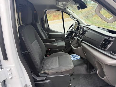 Used 2022 Ford Transit 250 Low Roof w/ Exterior Upgrade Package image 19