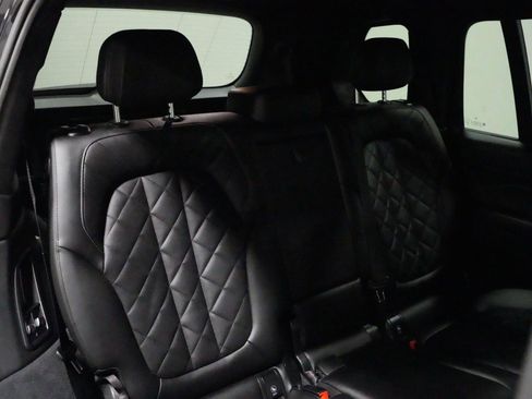 Used 2024 BMW X7 xDrive40i w/ Executive Package image 12