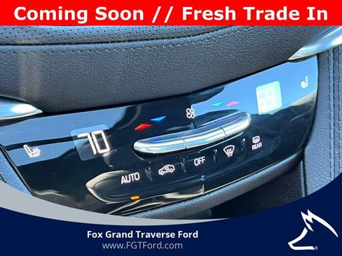 Used 2024 Cadillac XT6 Luxury w/ LPO, Floor Liner Package AWD/4WD image 24