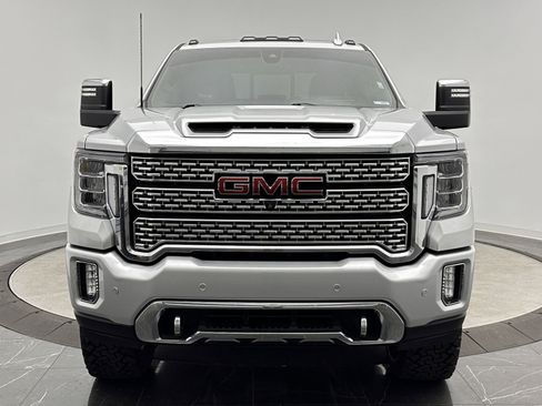 Used 2020 GMC Sierra 3500 Denali w/ Denali Ultimate Package image 2