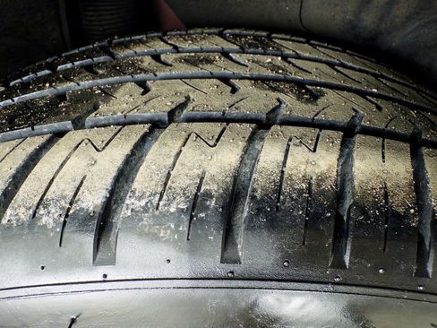 Used 2021 Tesla Model Y Long Range image 32