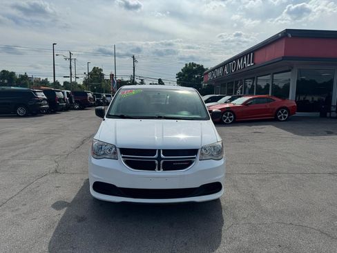 Used 2017 Dodge Grand Caravan SE w/ Power Window Group FWD image 8