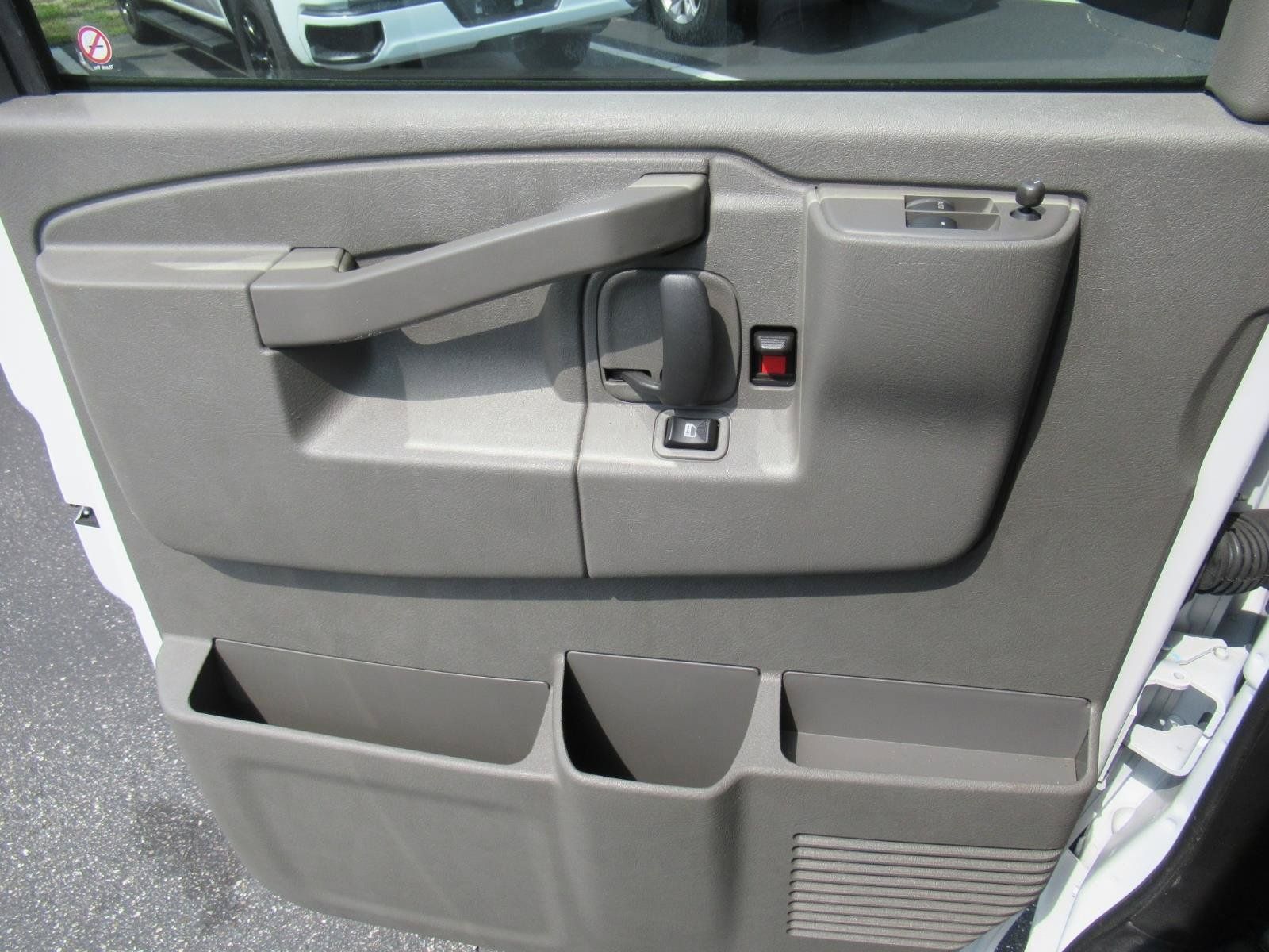 Used 2025 GMC Savana 2500 w/ Driver Convenience Package RWD image 24