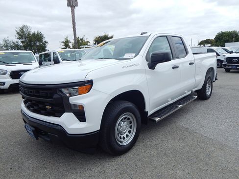 Used 2024 Chevrolet Silverado 1500 W/T w/ Trailering Package RWD image 1