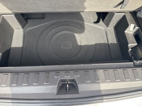 Used 2020 Chevrolet Equinox LT image 31