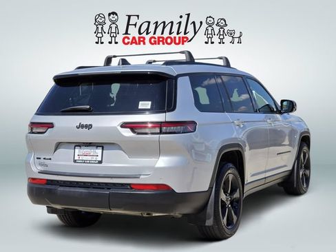 Used 2021 Jeep Grand Cherokee L Laredo AWD/4WD image 4