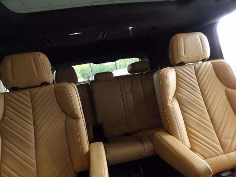 Used 2025 Cadillac Escalade IQ Luxury 2 AWD/4WD image 30