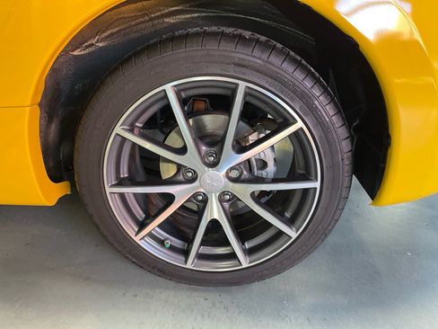 Used 2009 Mitsubishi Eclipse GT image 17