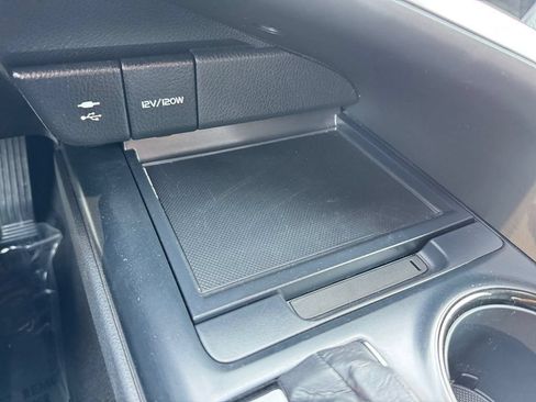 Used 2019 Toyota Camry LE FWD image 24