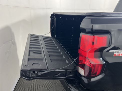 Used 2023 Chevrolet Colorado Trail Boss w/ Technology Package AWD/4WD image 27