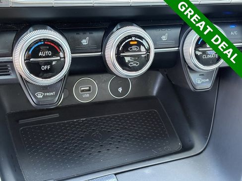 Used 2022 Genesis G70 2.0T w/ Prestige Package image 24