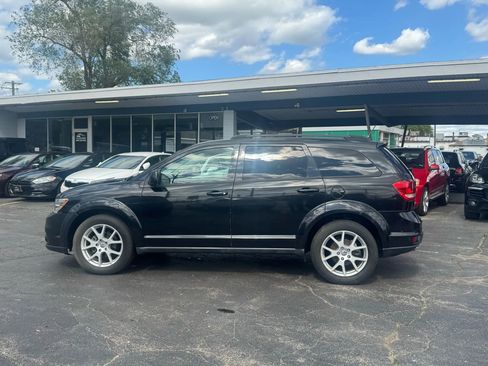 Used 2012 Dodge Journey SXT w/ Flexible Seating Group image 8