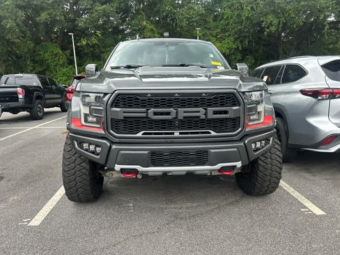 Used 2019 Ford F150 Raptor w/ Equipment Group 802A Luxury AWD/4WD image 2