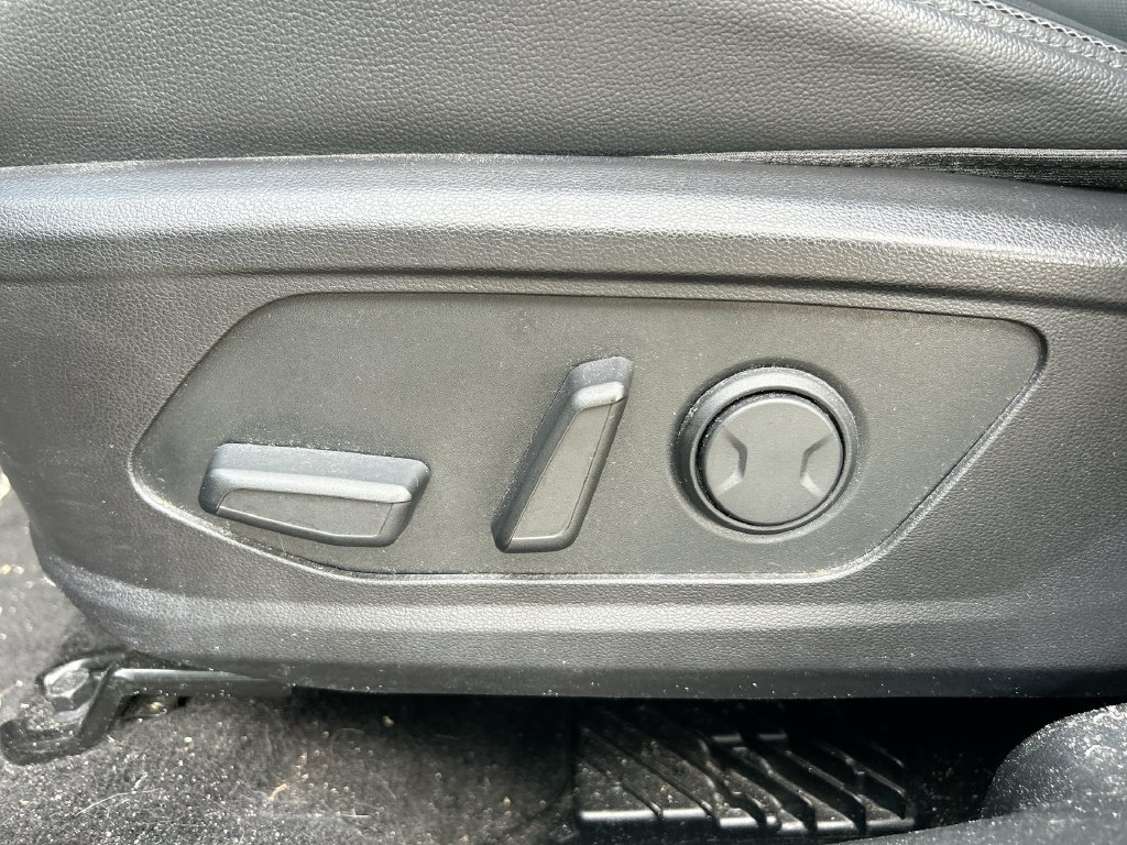 Used 2022 Hyundai Tucson SEL w/ Convenience + Premium Package FWD image 12