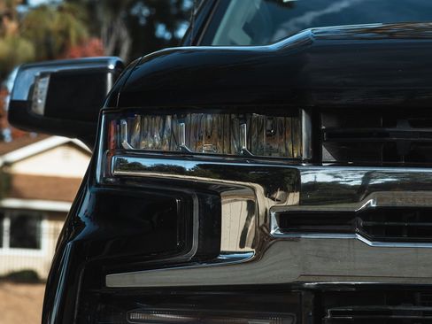 Used 2020 Chevrolet Silverado 1500 LT w/ All-Star Edition image 9