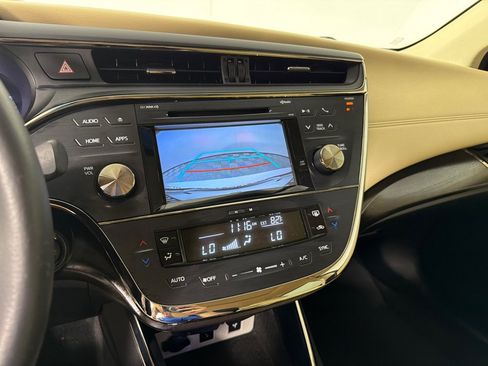 Used 2016 Toyota Avalon XLE Premium FWD image 18