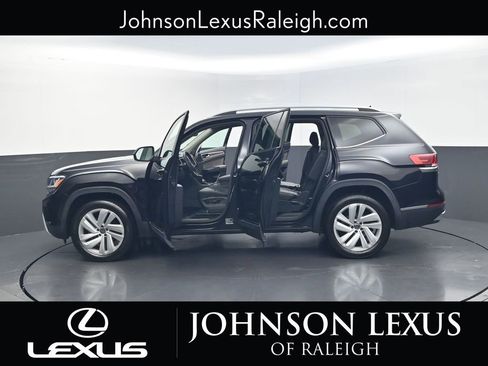 Used 2021 Volkswagen Atlas SEL AWD/4WD image 35