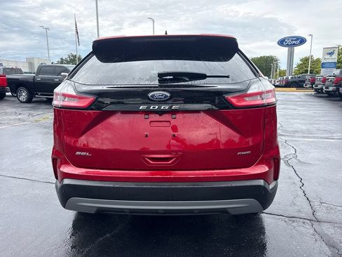 Used 2024 Ford Edge SEL w/ Convenience Package AWD/4WD image 8