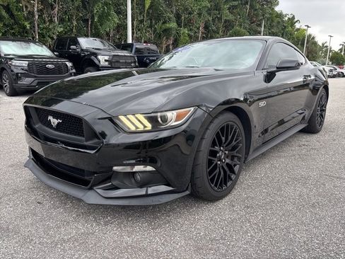 Used 2017 Ford Mustang GT Premium w/ GT Performance Package image 5