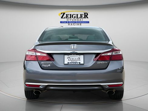 Used 2017 Honda Accord Sport image 6