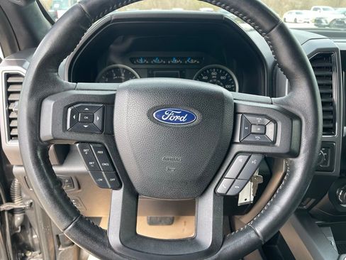 Used 2017 Ford F150 XLT w/ Equipment Group 302A Luxury image 14