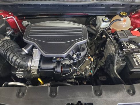 Used 2019 Chevrolet Blazer LT FWD image 4
