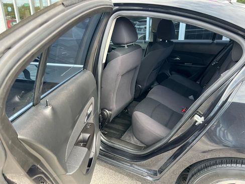 Used 2014 Chevrolet Cruze LT FWD image 14