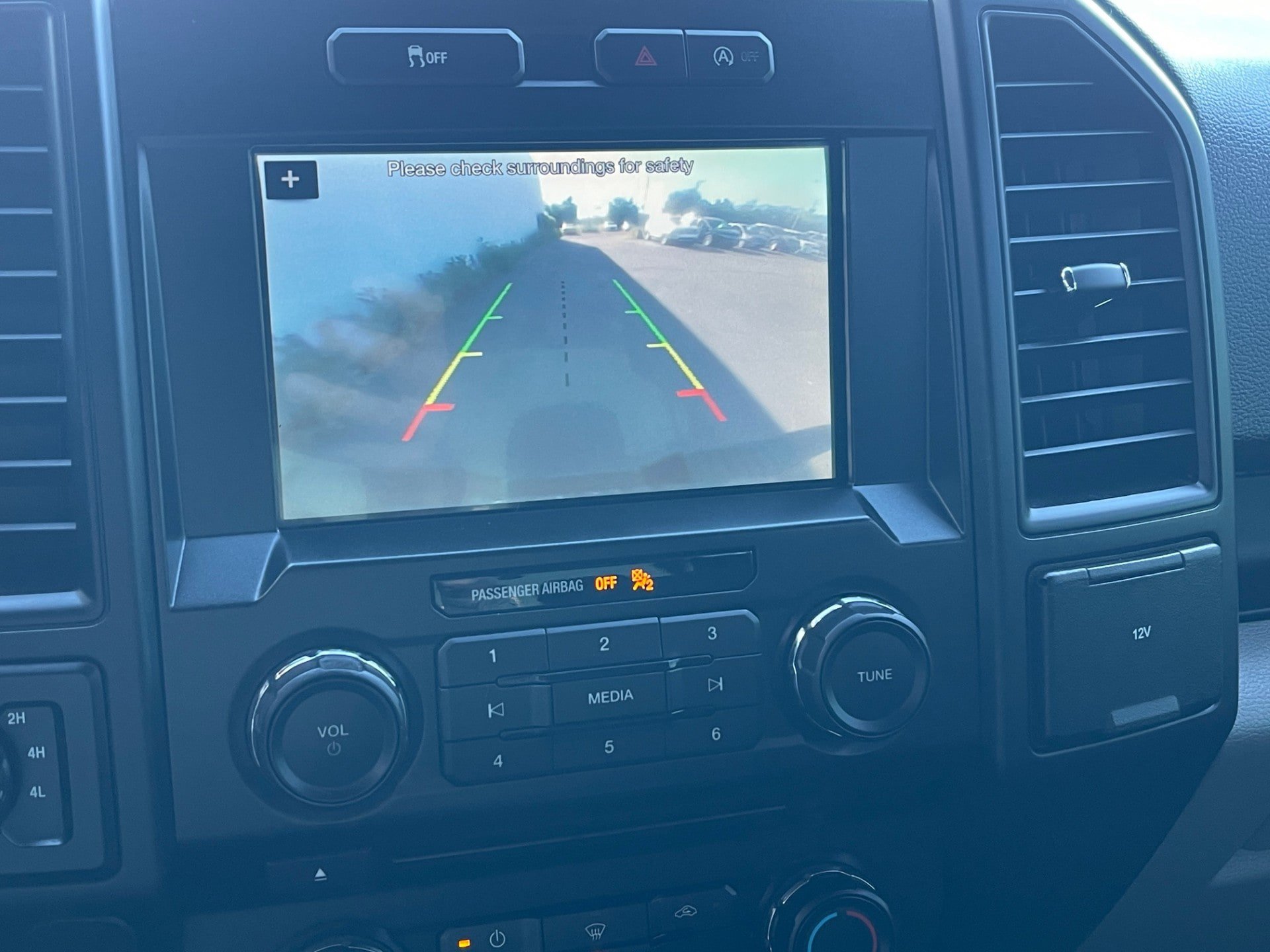 Used 2018 Ford F150 XL w/ Equipment Group 101A Mid AWD/4WD image 22