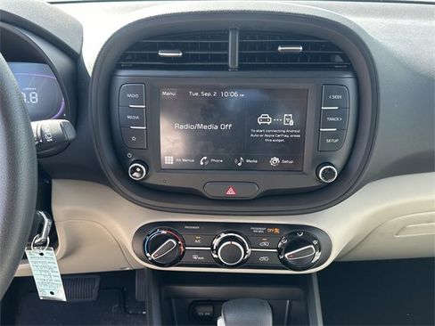 Certified 2025 Kia Soul LX w/ LX Technology Package image 18